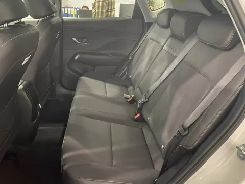 Hyundai Kona 64 kWh EV Exclusive - Immagine 8