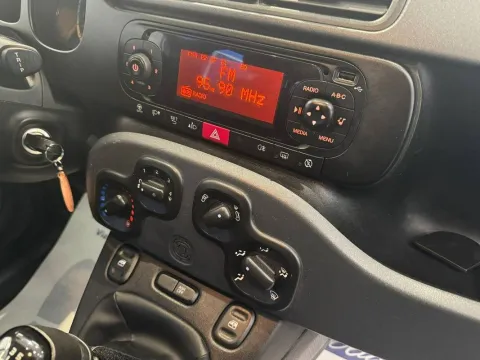 Fiat Panda 1.0 firefly hybrid Sport s&s 70cv 5p.ti - Immagine 12