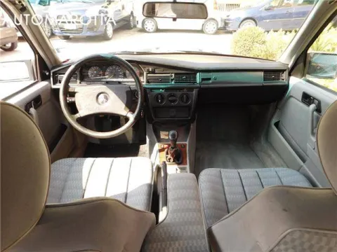 Mercedes 190 1.8 E 109cv - Immagine 10
