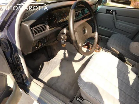 Mercedes 190 1.8 E 109cv - Immagine 13