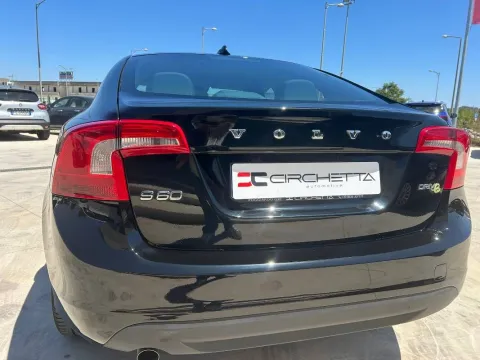 Volvo S60 1.6 d2 (drive) Kinetic - Immagine 10