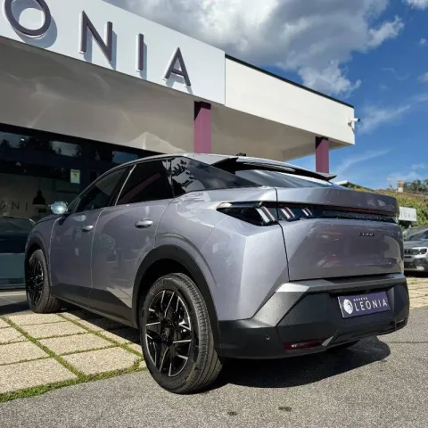 Peugeot 3008 1.2 hybrid Allure 145cv e-dcs6 - Immagine 4