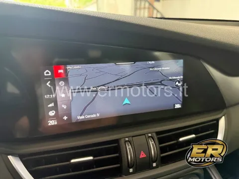 Alfa Romeo Giulia 2.2 t Veloce Q4 210 cv auto - Immagine 19