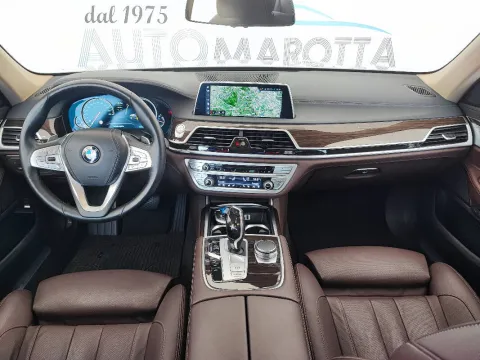 BMW 750i xdrive Eccelsa auto - Immagine 8