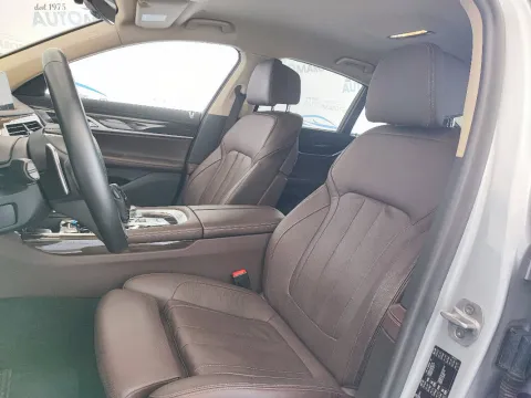 BMW 750i xdrive Eccelsa auto - Immagine 9