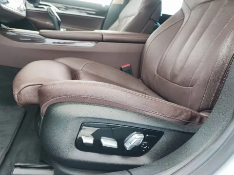 BMW 750i xdrive Eccelsa auto - Immagine 18