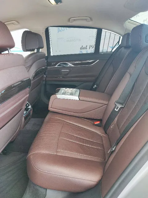 BMW 750i xdrive Eccelsa auto - Immagine 21