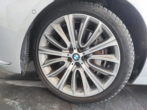 BMW 750i xdrive Eccelsa auto - Immagine 27