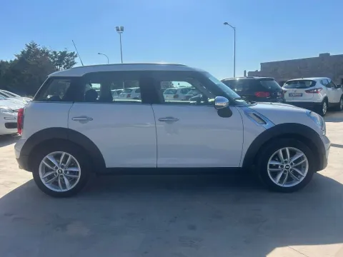 Mini Mini Countryman 1.6 One - Immagine 8