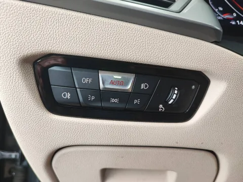 BMW 318d Sport auto - Immagine 16