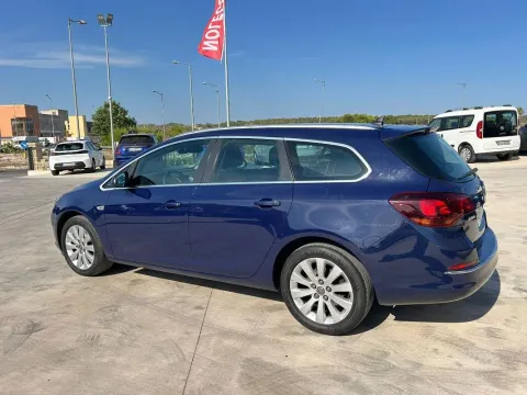 Opel Astra Sports Tourer 1.7 cdti Elective 130cv - Immagine 8