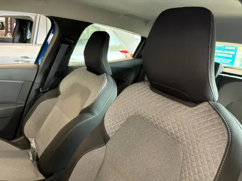 Renault Clio 1.0 tce Evolution Gpl 100cv - Immagine 9