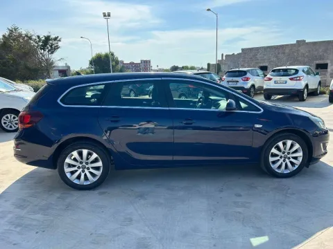 Opel Astra Sports Tourer 1.7 cdti Elective 130cv - Immagine 13