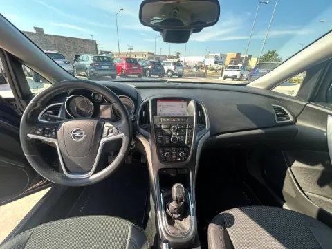 Opel Astra Sports Tourer 1.7 cdti Elective 130cv - Immagine 18