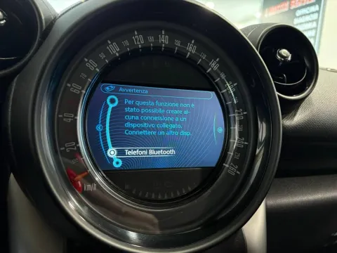 Mini Mini Countryman 2.0 Cooper D auto E6 - Immagine 16