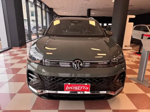 Volkswagen Tiguan 2.0 tdi R-Line 150cv dsg - Immagine 2