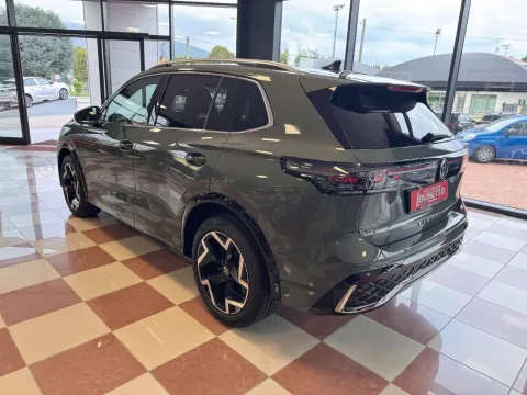 Volkswagen Tiguan 2.0 tdi R-Line 150cv dsg - Immagine 5