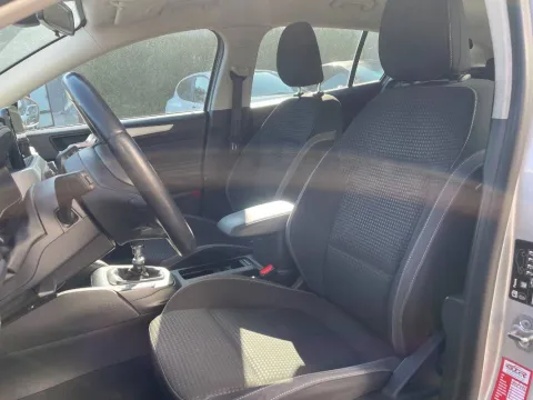 Ford Focus SW 1.5 ecoblue Business s&s 120cv - Immagine 18