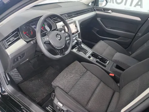 Volkswagen Passat Variant 2.0 tdi Business 150cv dsg 7m - Immagine 12