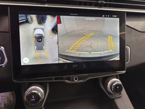 Lynk & Co 01 1.5 td phev auto - Immagine 12