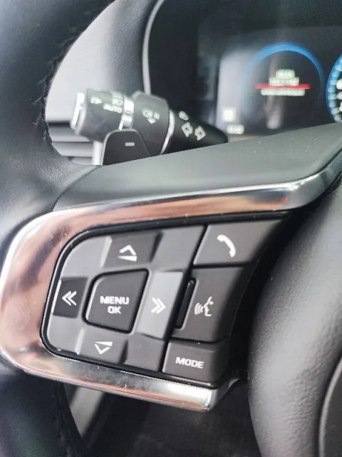 Jaguar XF 2.0d R-Sport 180cv auto - Immagine 18