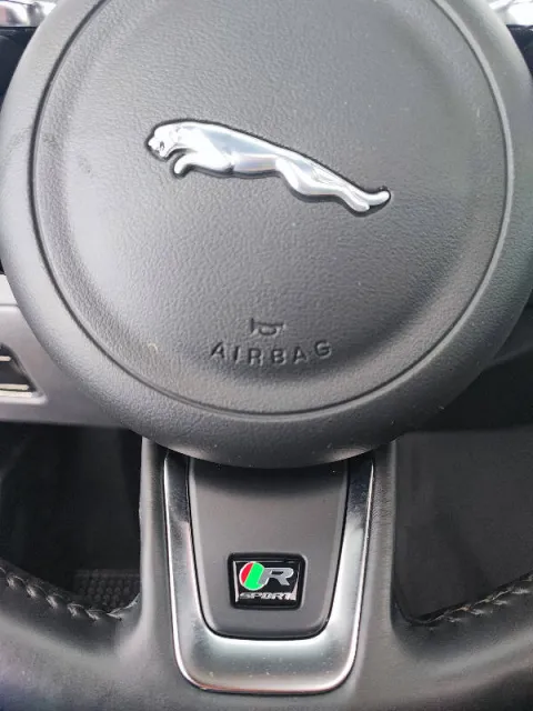 Jaguar XF 2.0d R-Sport 180cv auto - Immagine 25