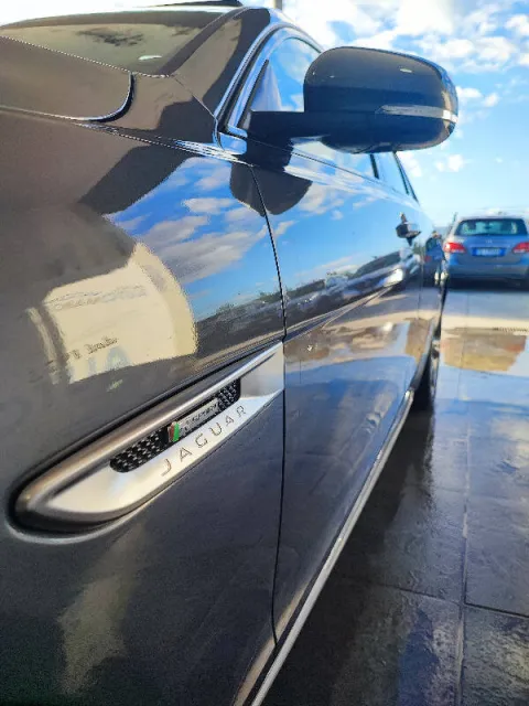 Jaguar XF 2.0d R-Sport 180cv auto - Immagine 26