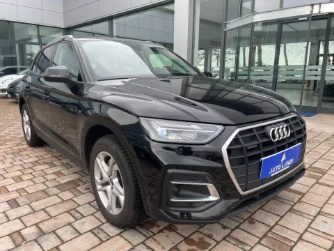 Audi Q5 40 2.0 tdi mhev 12V Business quattro s-tronic - Immagine 2