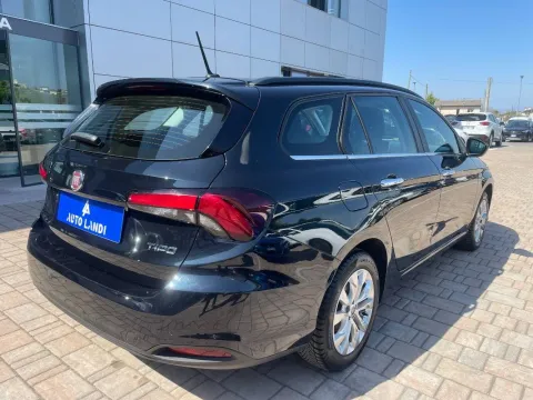 Fiat Tipo SW 1.6 mjt Business s&s 120cv my19 - Immagine 4