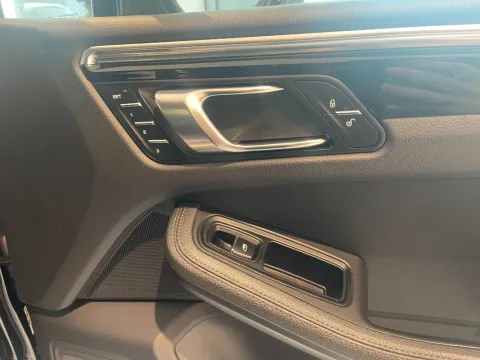 Porsche Macan 3.0d S 250cv pdk - Immagine 16