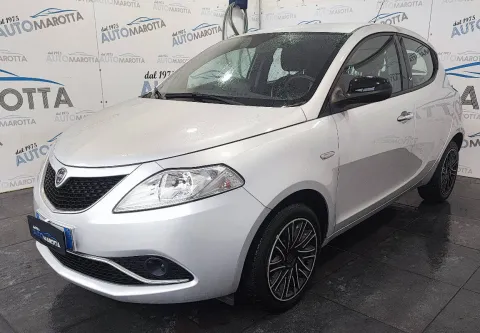 Lancia Ypsilon 1.3 mjt Mya s&s 95cv - Immagine 1