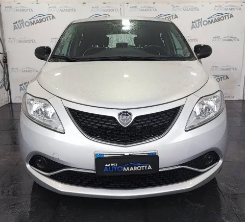 Lancia Ypsilon 1.3 mjt Mya s&s 95cv - Immagine 2