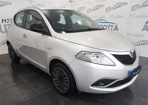 Lancia Ypsilon 1.3 mjt Mya s&s 95cv - Immagine 3