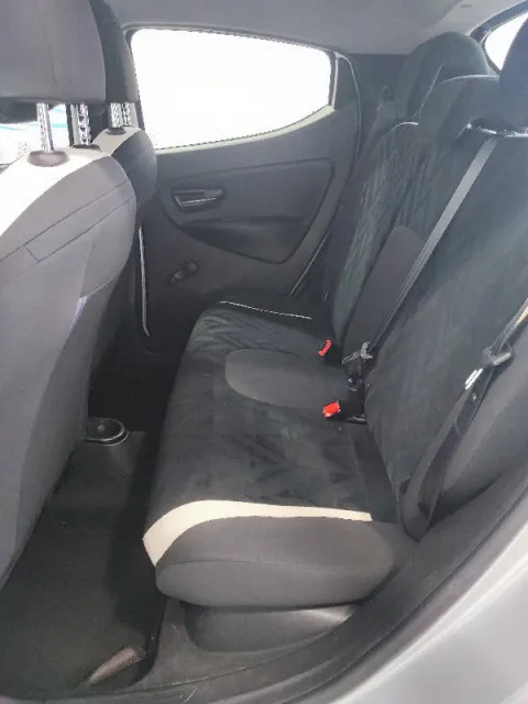 Lancia Ypsilon 1.3 mjt Mya s&s 95cv - Immagine 16