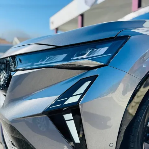 Renault Rafale 1.2 e-Tech full hybrid esprit Alpine 200cv auto - Immagine 4