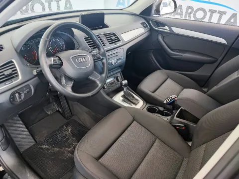 Audi Q3 2.0 tdi Business 120cv s-tronic - Immagine 14