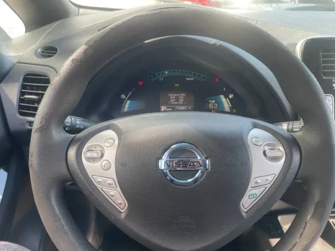 Nissan Leaf Tekna Flex 30kW 109cv - Immagine 20