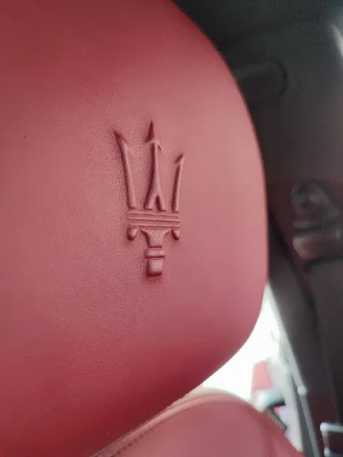 Maserati Ghibli 3.0 V6 ds 275cv auto my16 E6 - Immagine 25