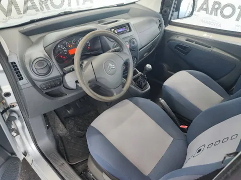 Citroen Nemo 1.4 hdi m-space 70cv - Immagine 9