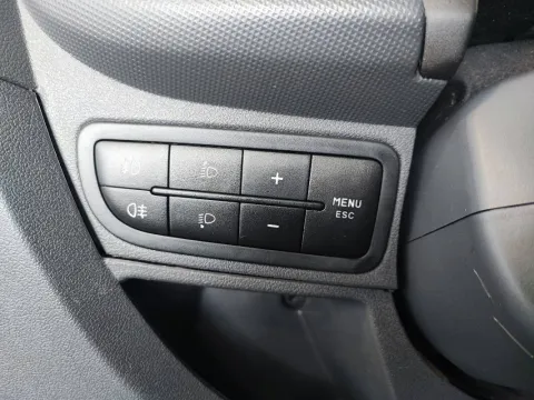 Citroen Nemo 1.4 hdi m-space 70cv - Immagine 12