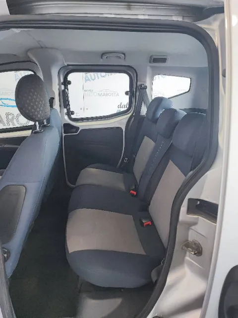 Citroen Nemo 1.4 hdi m-space 70cv - Immagine 14