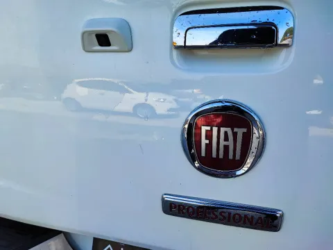 Fiat Fullback 2.4 doppia cabina LX 4wd s&s 180cv E6 - Immagine 11