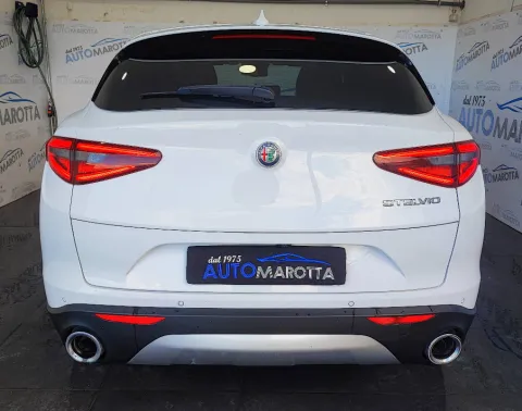 Alfa Romeo Stelvio 2.2 t Executive rwd 180cv auto - Immagine 6