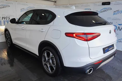 Alfa Romeo Stelvio 2.2 t Executive rwd 180cv auto - Immagine 7