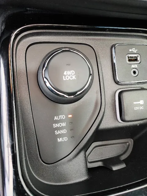 Jeep Compass 2.0 mjt Limited 4wd 170cv auto - Immagine 19
