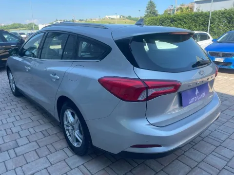 Ford Focus SW 1.0 ecoboost Business s&s 125cv - Immagine 5