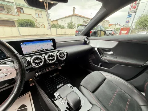 Mercedes CLA Coupe 200 d Premium auto - Immagine 17