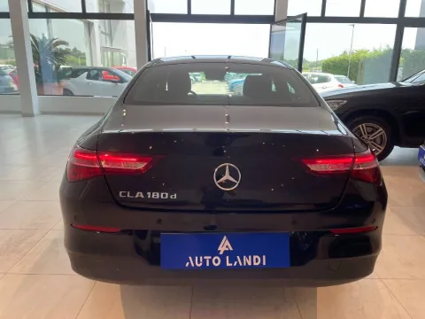 Mercedes CLA Coupe 180 d Business auto - Immagine 6