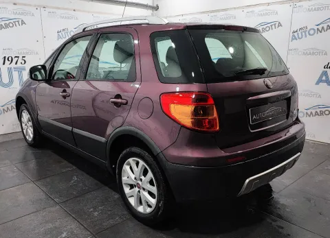 Fiat Sedici 1.6 16v Dynamic 4x4 120cv - Immagine 7