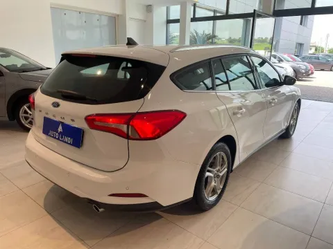 Ford Focus SW 1.5 ecoblue Business s&s 95cv my20.75 - Immagine 4